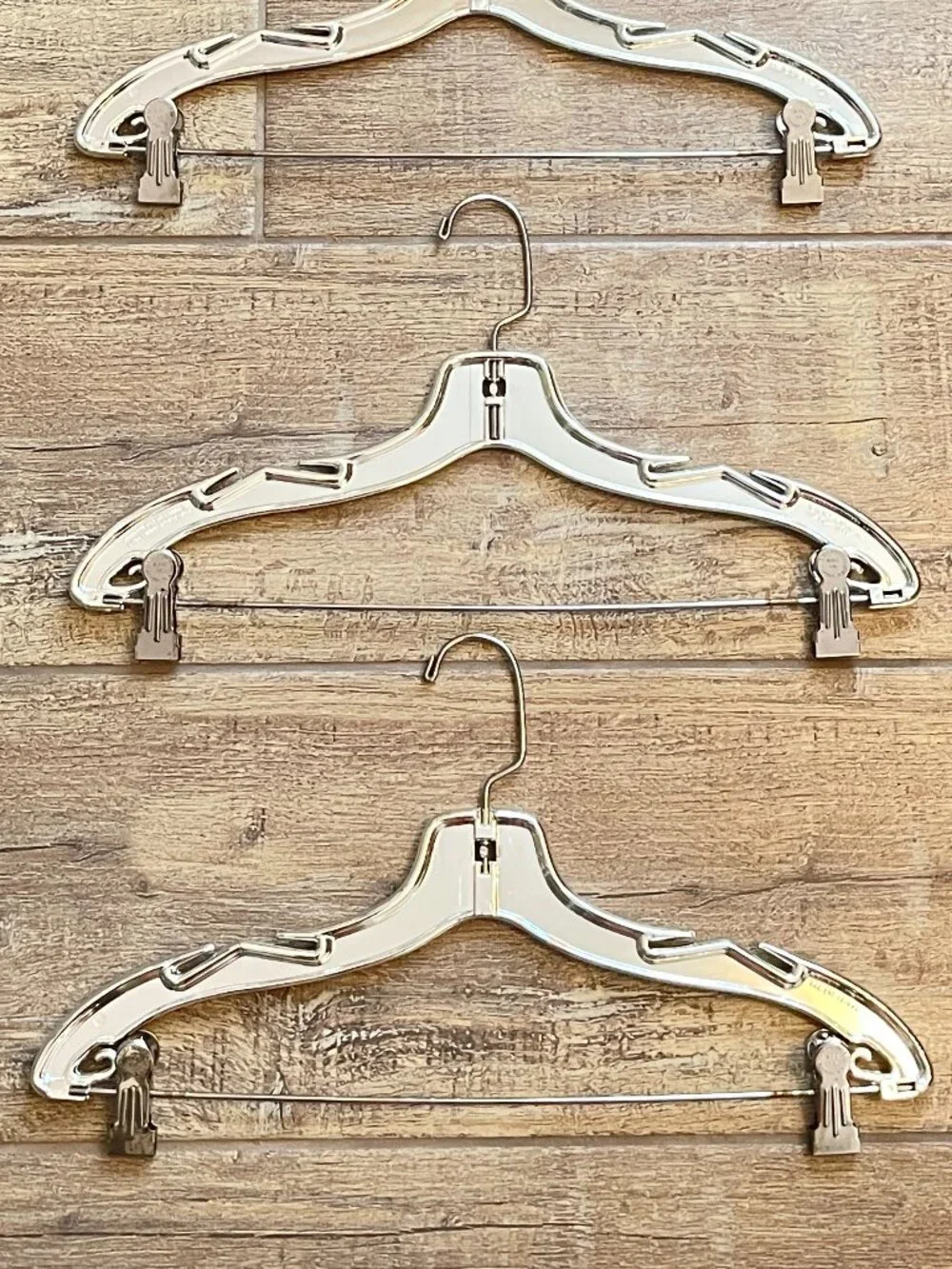 Suit Hangers Set of 4 Metallic Silver Chrome Jacket Top Pants Skirt Display